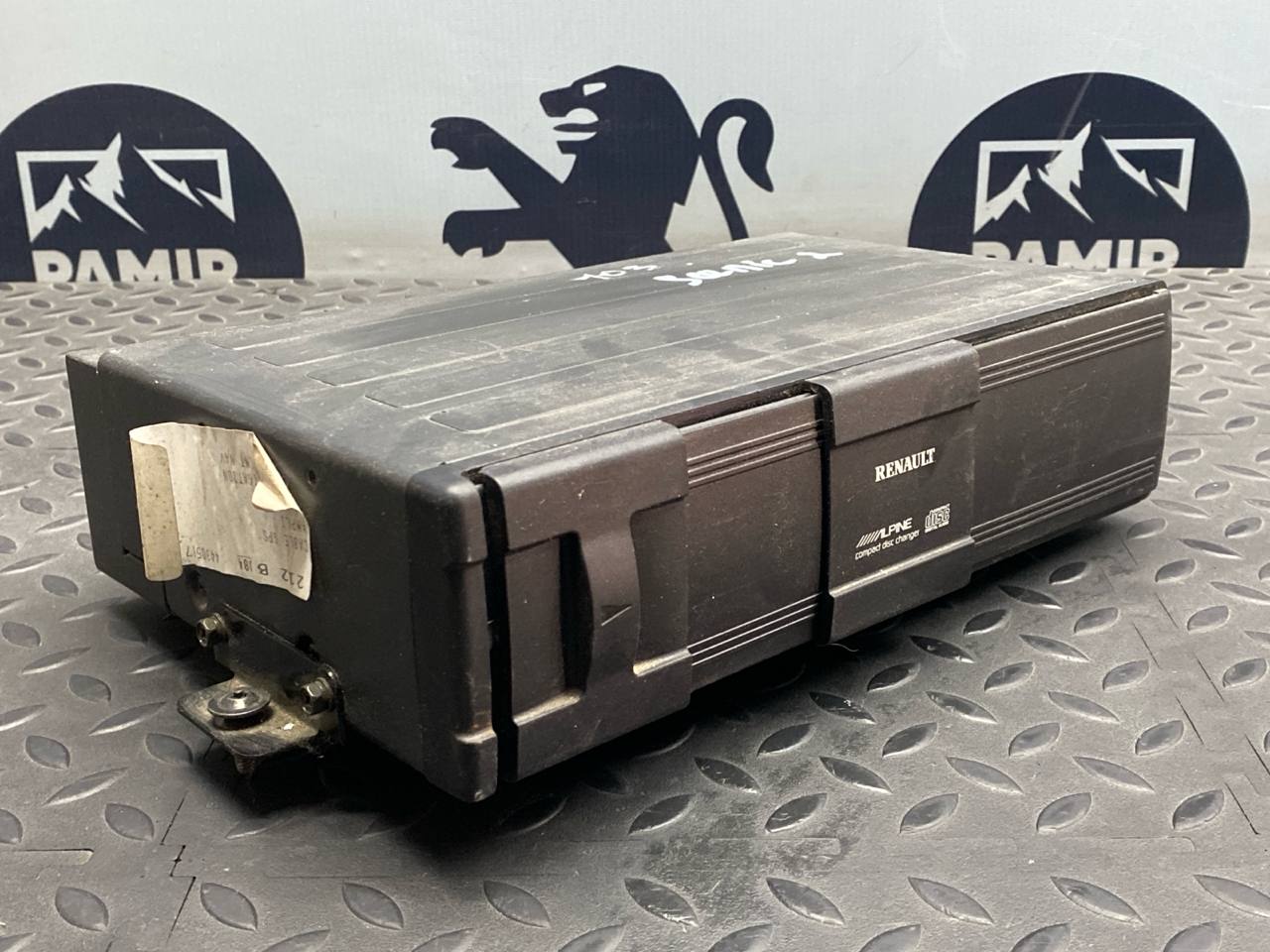 Ченджер компакт дисков Renault Scenic/2 2003-2009