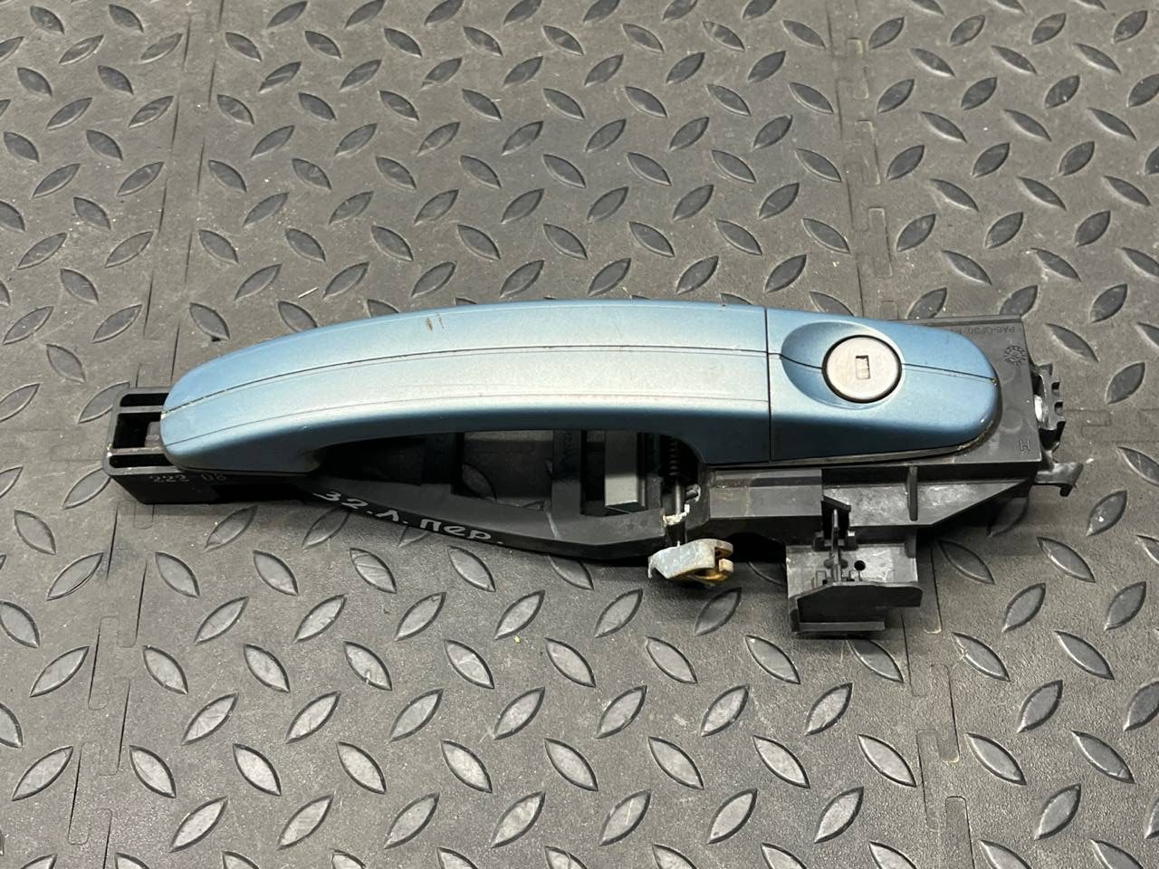 Ручка двери передняя левая Ford Focus/2 2004-2011