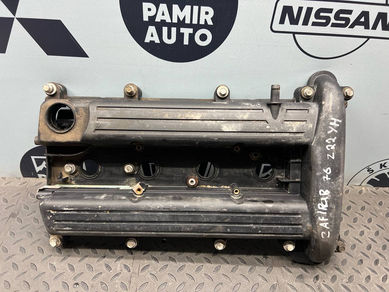 Крышка клапанная Opel Zafira/B 2005-2014