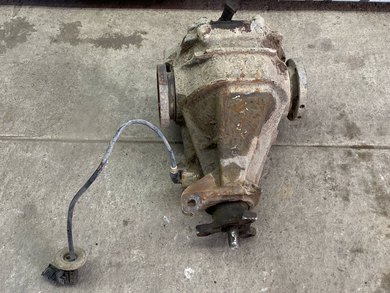 Редуктор задний Mercedes C/W202 1993-2001 3.23