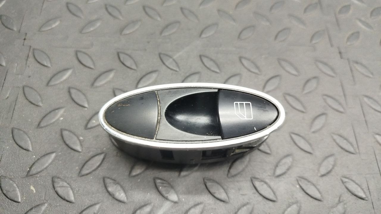 Кнопка стеклоподъемника задняя Mercedes E/W211 2002-2009