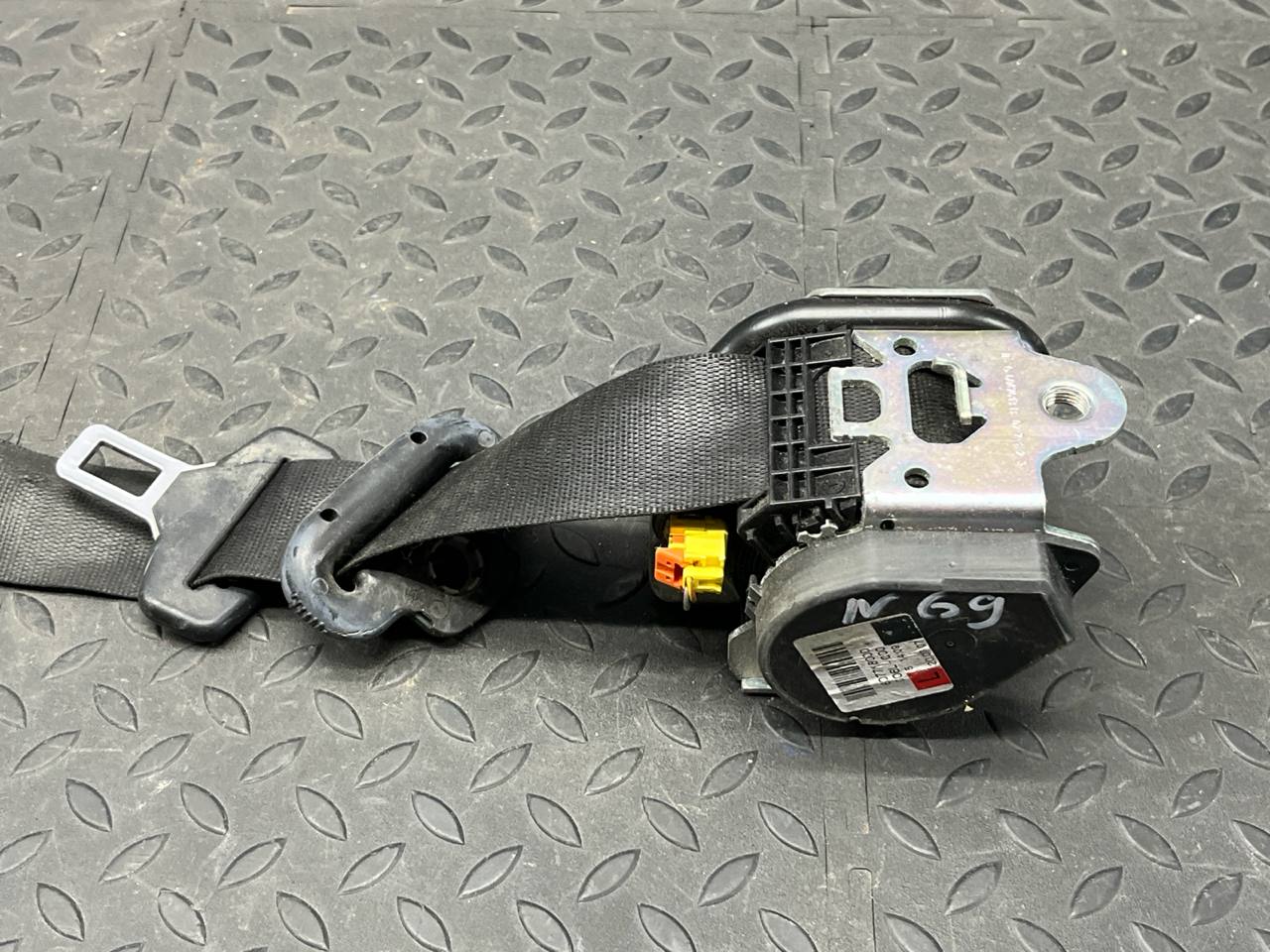 Ремень безопасности передний левый Mercedes B/W245 2005-2011