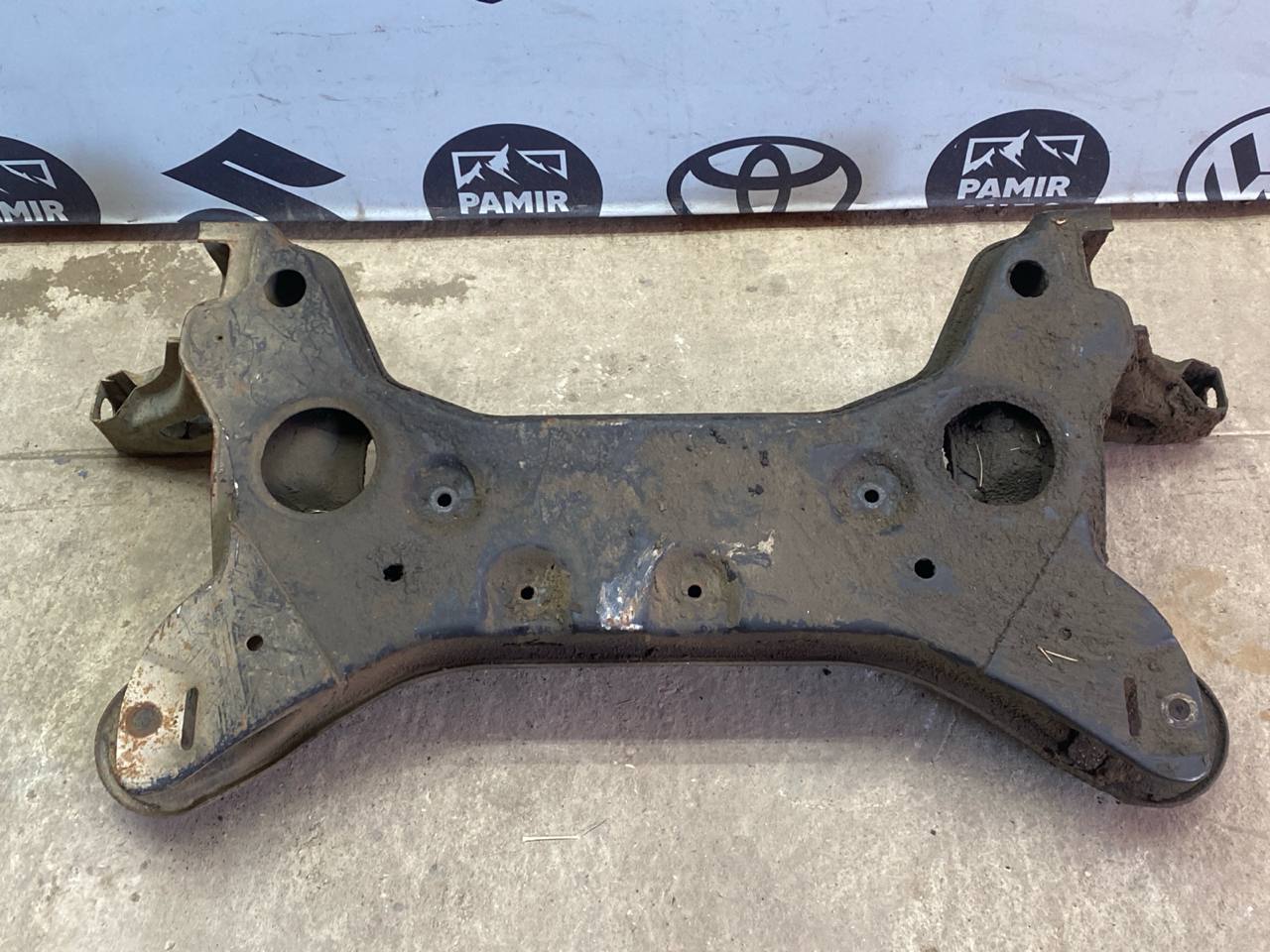 Балка передняя (Подрамник) Ford Transit 2000-2006