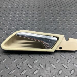 Ручка двери передняя левая Mercedes B/W245 2005-2011