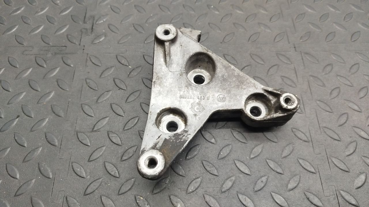 Кронштейн компрессора кондиционера Opel Astra/H 2004-2014