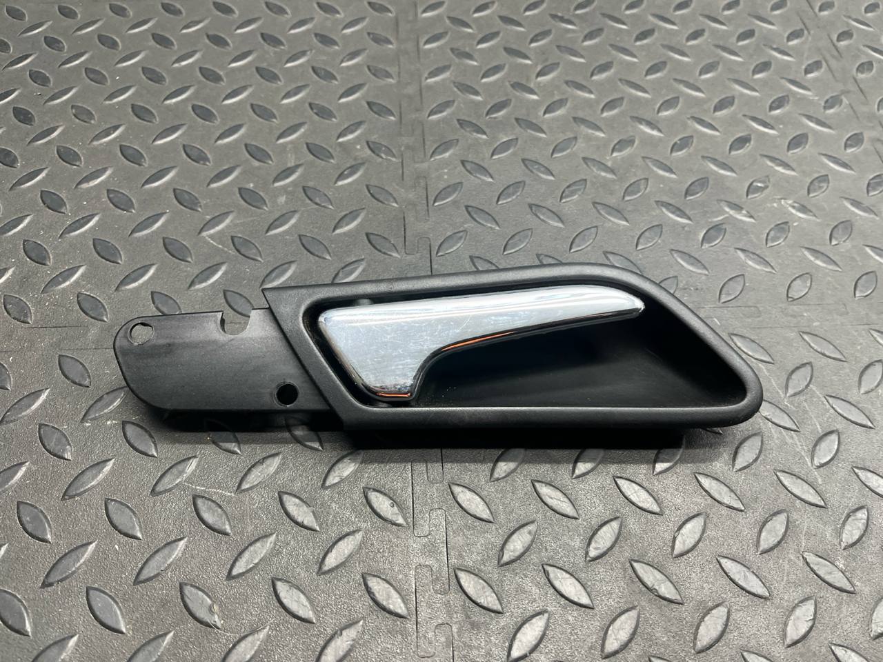 Ручка двери передняя правая Mercedes B/W245 2005-2011