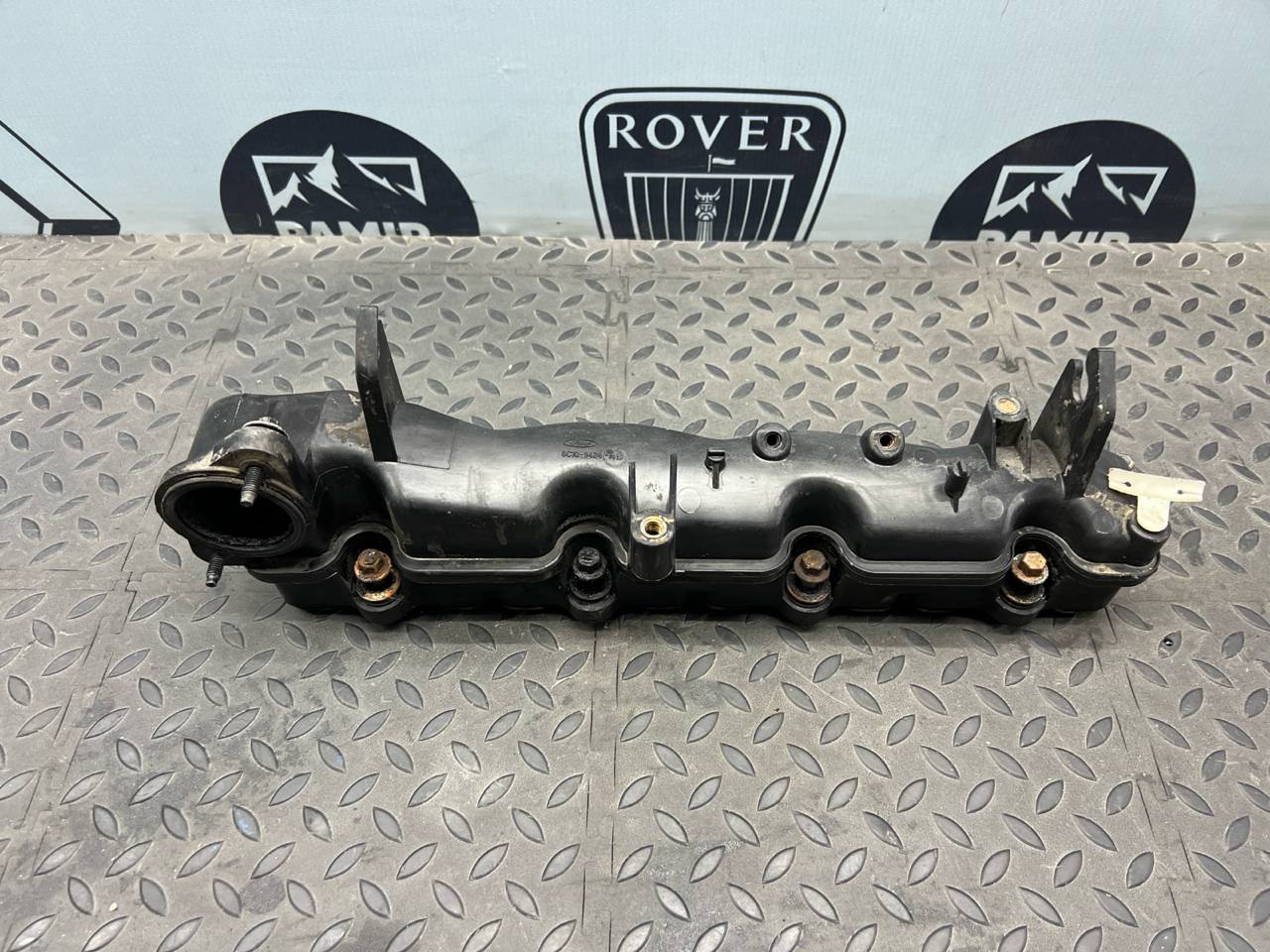 Коллектор впускной Ford Transit 2006-2013