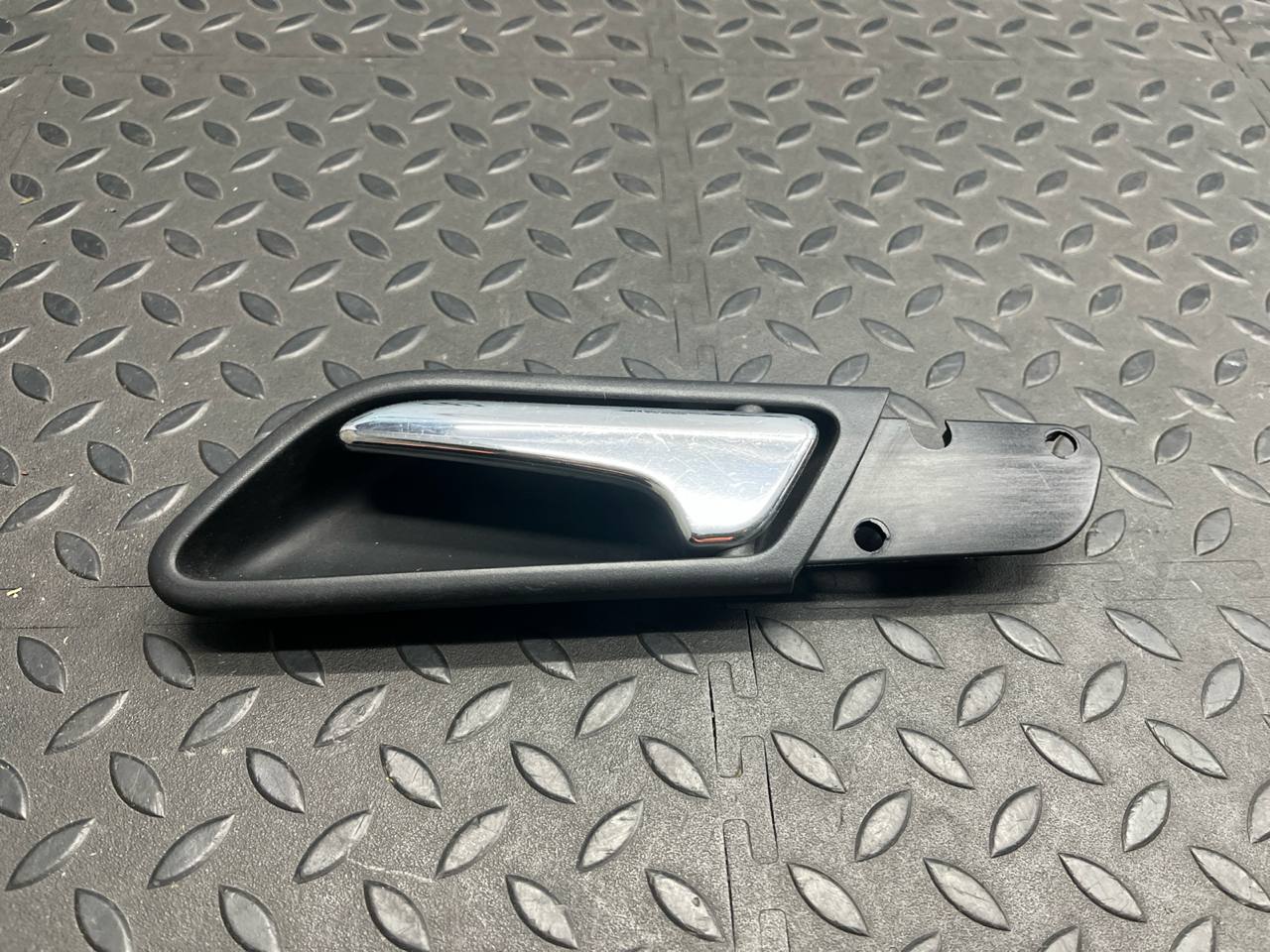 Ручка двери передняя левая Mercedes B/W245 2005-2011