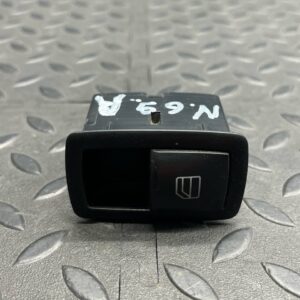 Кнопка стеклоподъемника Mercedes B/W245 2005-2011