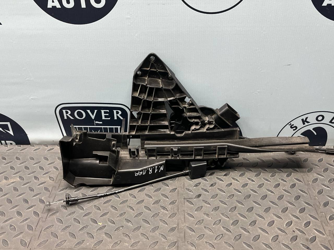 Замок двери передний правый Ford Focus/2 2004-2011