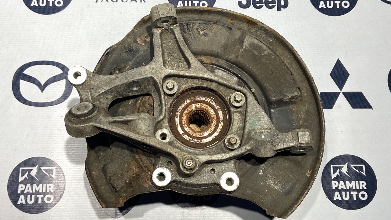 Кулак поворотный задний левый Mercedes E/W211 2002-2009