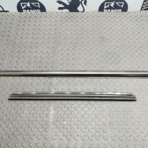 Уплотнитель двери задний левый Mercedes E/W211 2002-2009