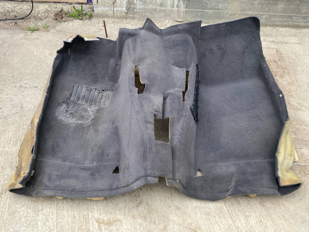 Обшивка пола (Ковролин) BMW 5/E34 1987-1996