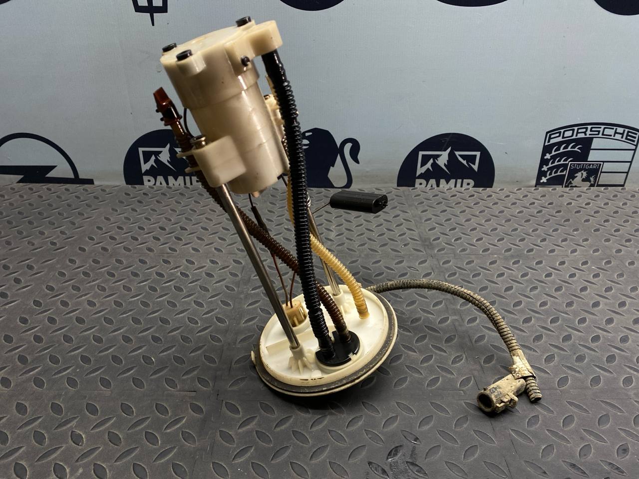 Датчик уровня топлива Mercedes C/W202 1993-2001