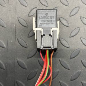 Реле Mercedes C/W202 1993-2001