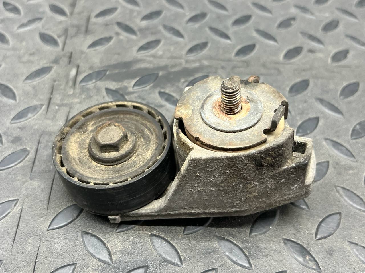 Натяжитель ремня Ford Transit 2006-2013