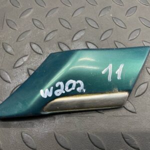 Молдинг крыла задний левый Mercedes C/W202 1993-2001