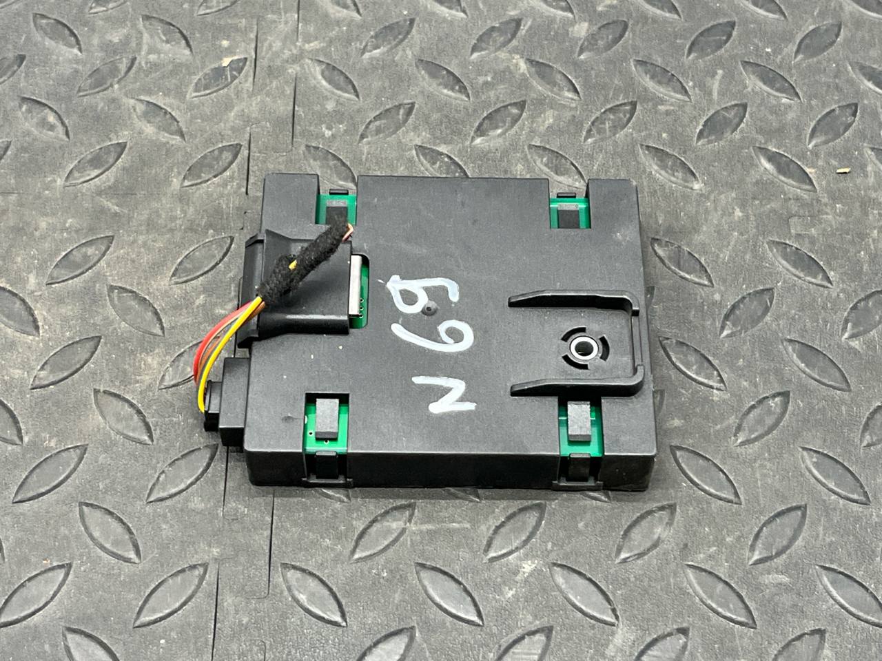 Усилитель антенны Mercedes B/W245 2005-2011