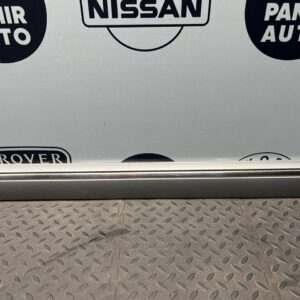 Молдинг двери задний левый Mercedes E/W210 1995-2003