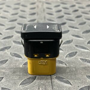 Кнопка стеклоподъемника Ford Focus/2 2004-2011