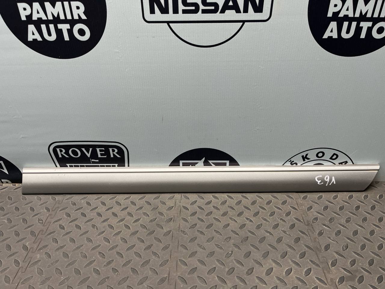 Молдинг двери задний левый C/W202 1993-2001