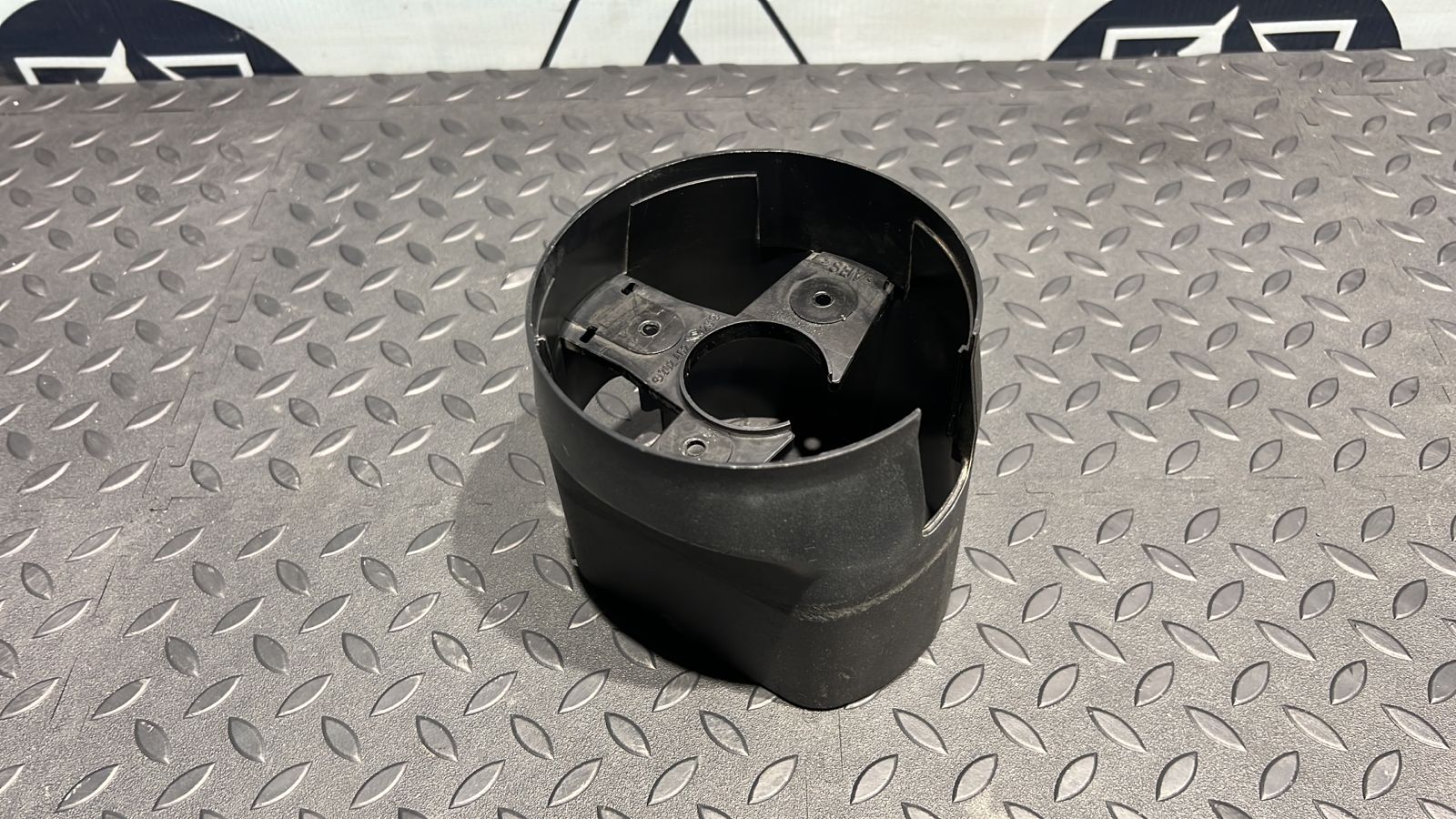 Кожух рулевой колонки Mercedes C/W202 1993-2001