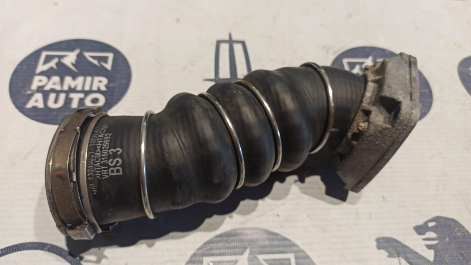 Патрубок интеркулера Opel Zafira/B 2005-2014