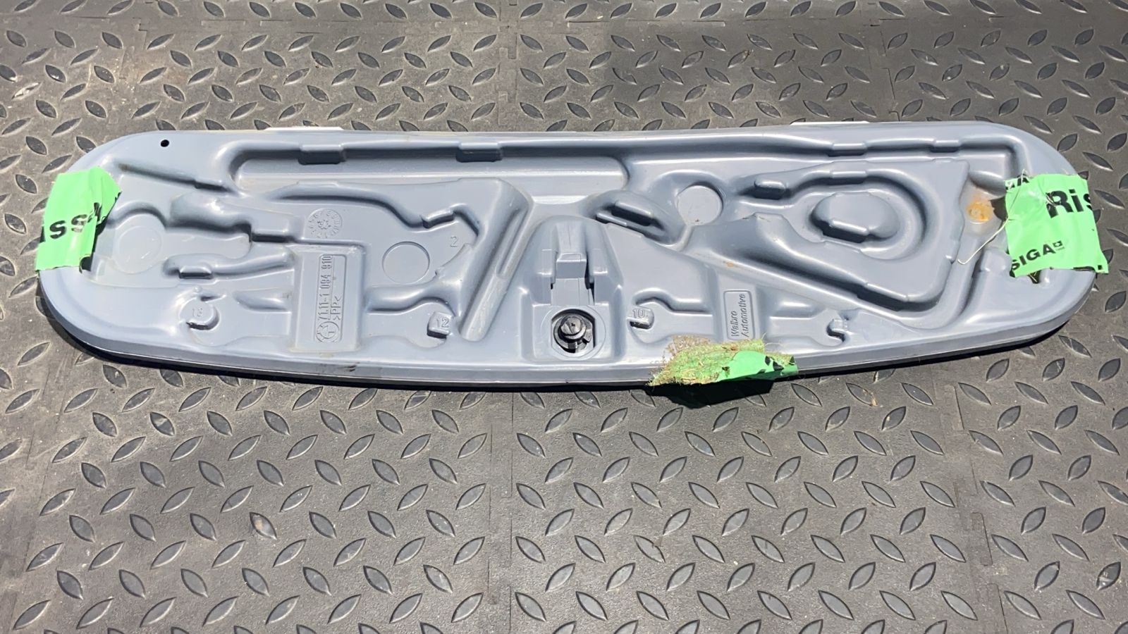 Ящик для инструментов BMW 3/E46 1998-2007