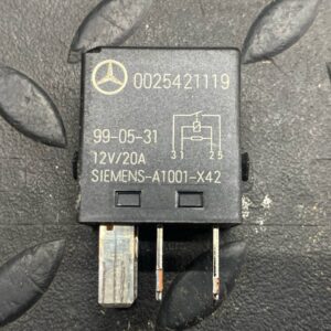 Реле Mercedes C/W202 1993-2001