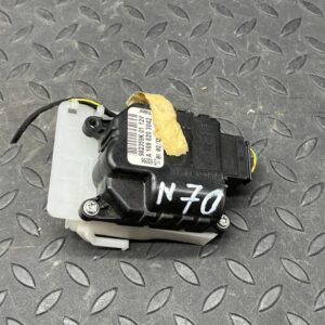 Моторчик заслонки отопителя Mercedes B/W245 2005-2011