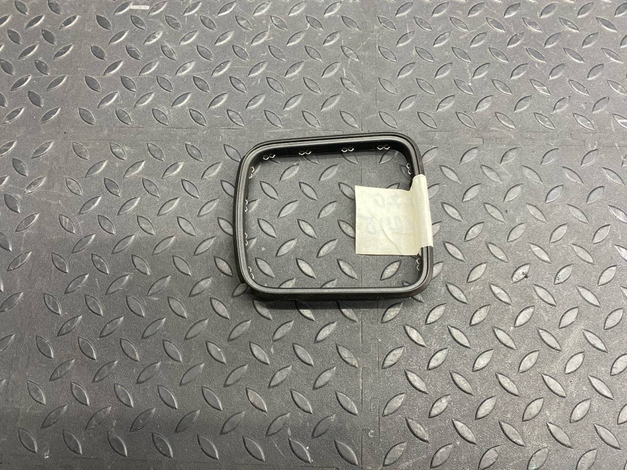 Накладка на кулису МКПП Mercedes B/W245 2005-2011