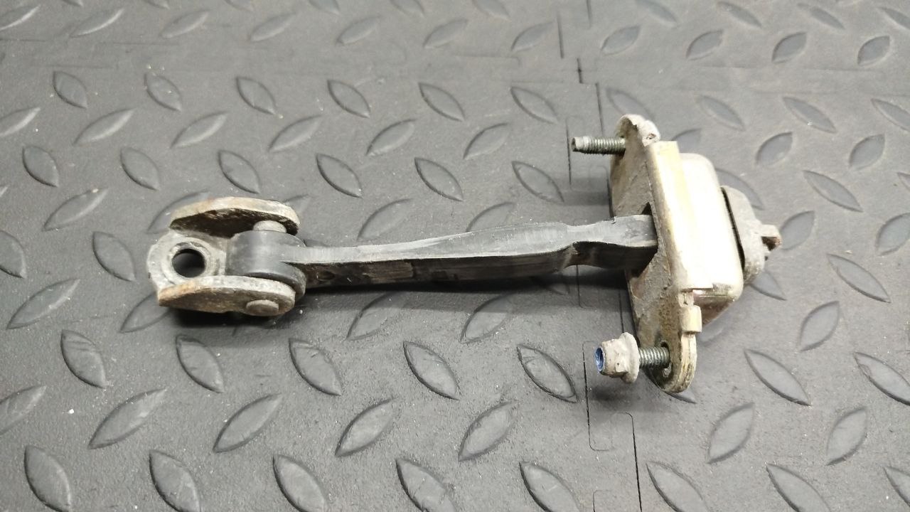 Ограничитель двери задний Ford Mondeo/3 2000-2007