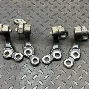 Петля двери задняя Ford Focus/2 2004-2011