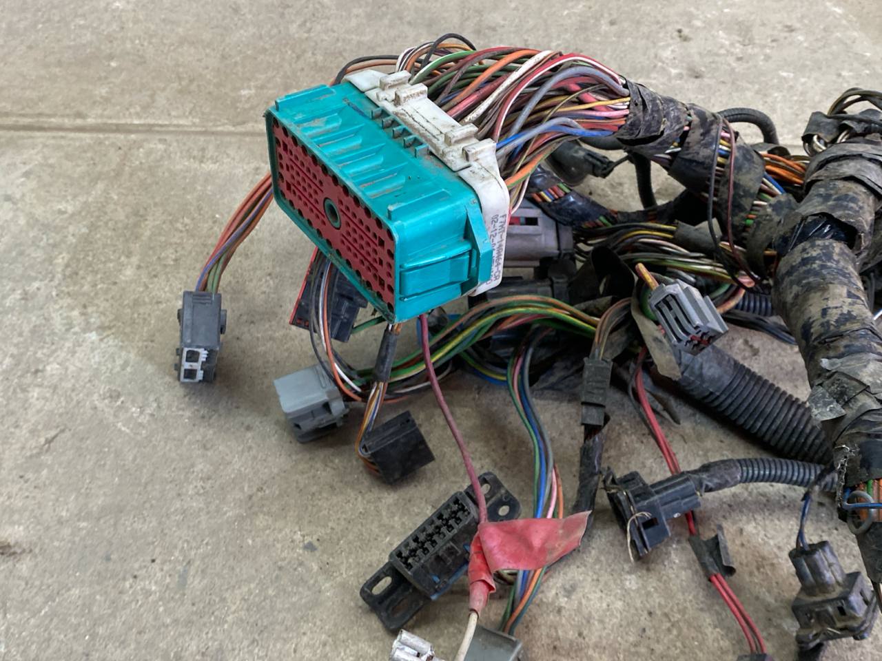 Проводка салонная Ford Transit 2000-2006