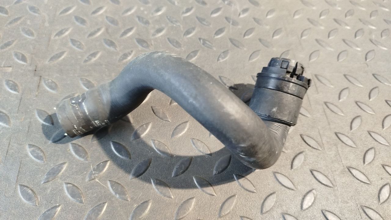 Патрубок ОЖ Opel Zafira/B 2005-2014