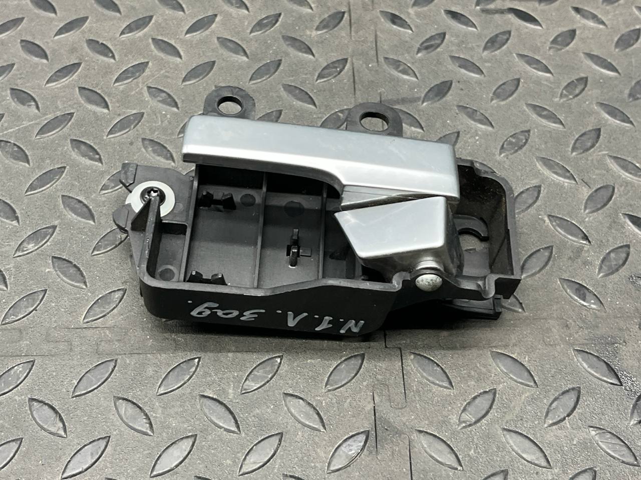 Ручка двери задняя левая Ford Focus/2 2004-2011