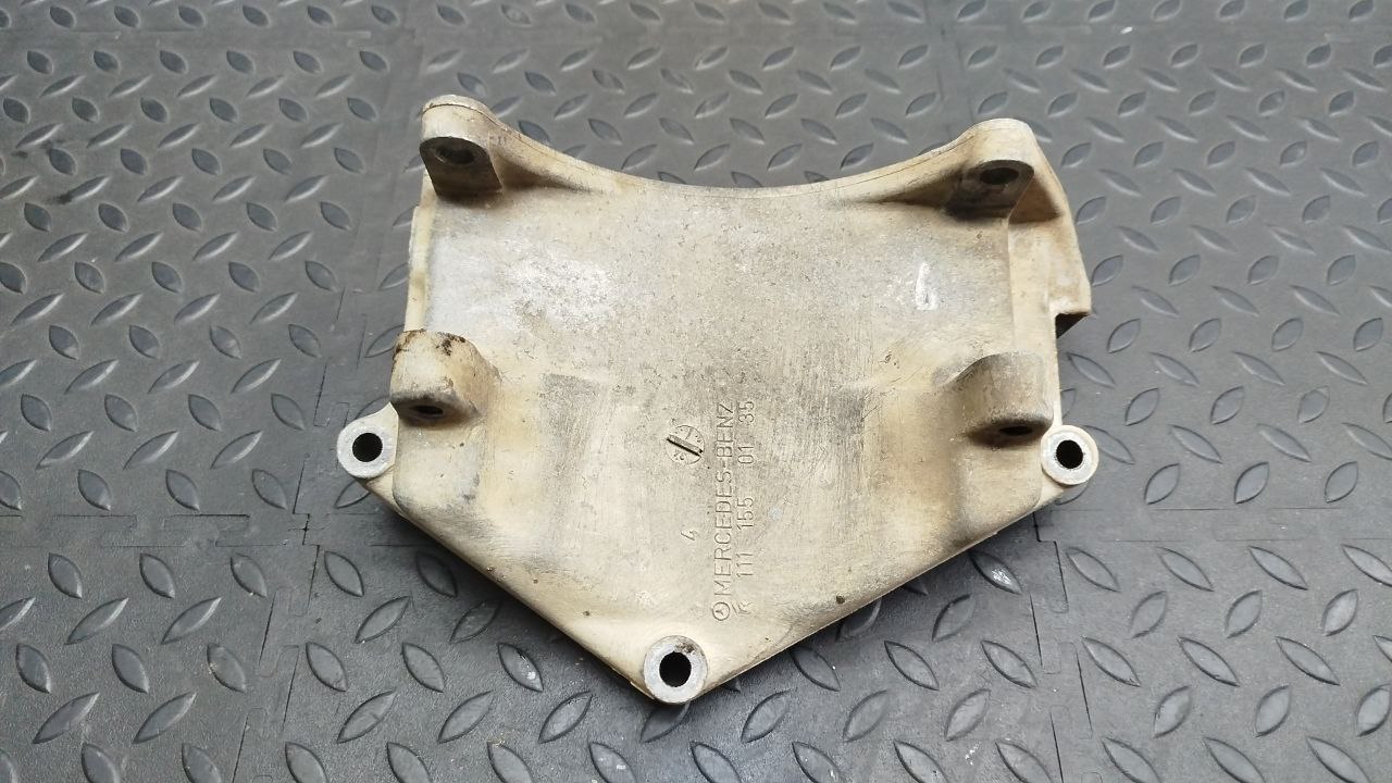 Кронштейн генератора Mercedes C/W202 1993-2001
