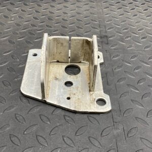 Кронштейн усилителя бампера задний правый Renault Megane/2 2002-2009