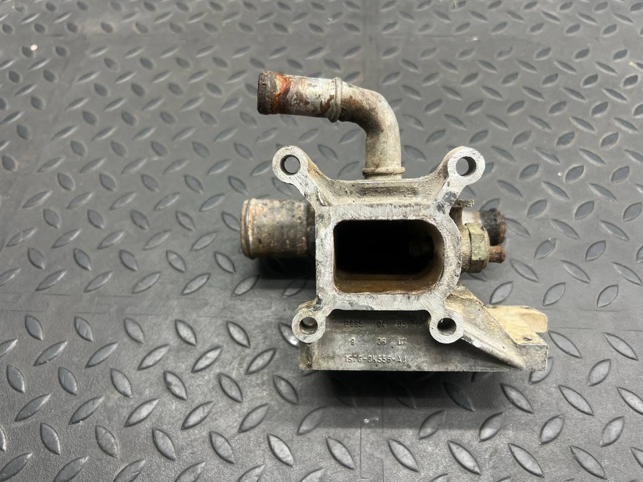 Фланец ОЖ Ford Mondeo/3 2000-2007