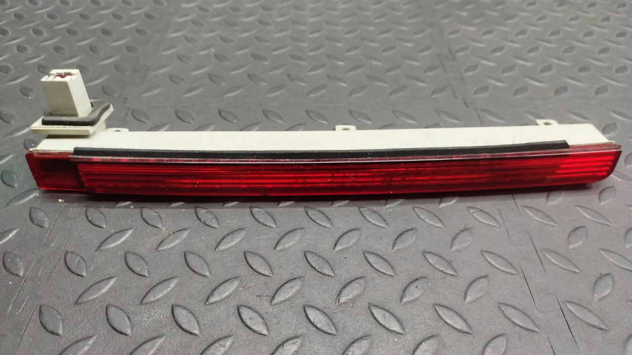 Стоп сигнал Mercedes E/W211 2002-2009