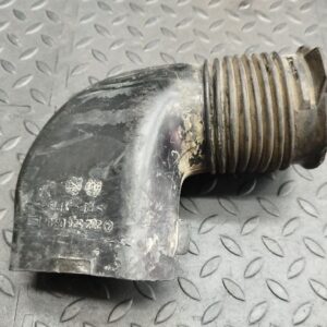 Патрубок воздушного фильтра Mercedes C/W202 1993-2001