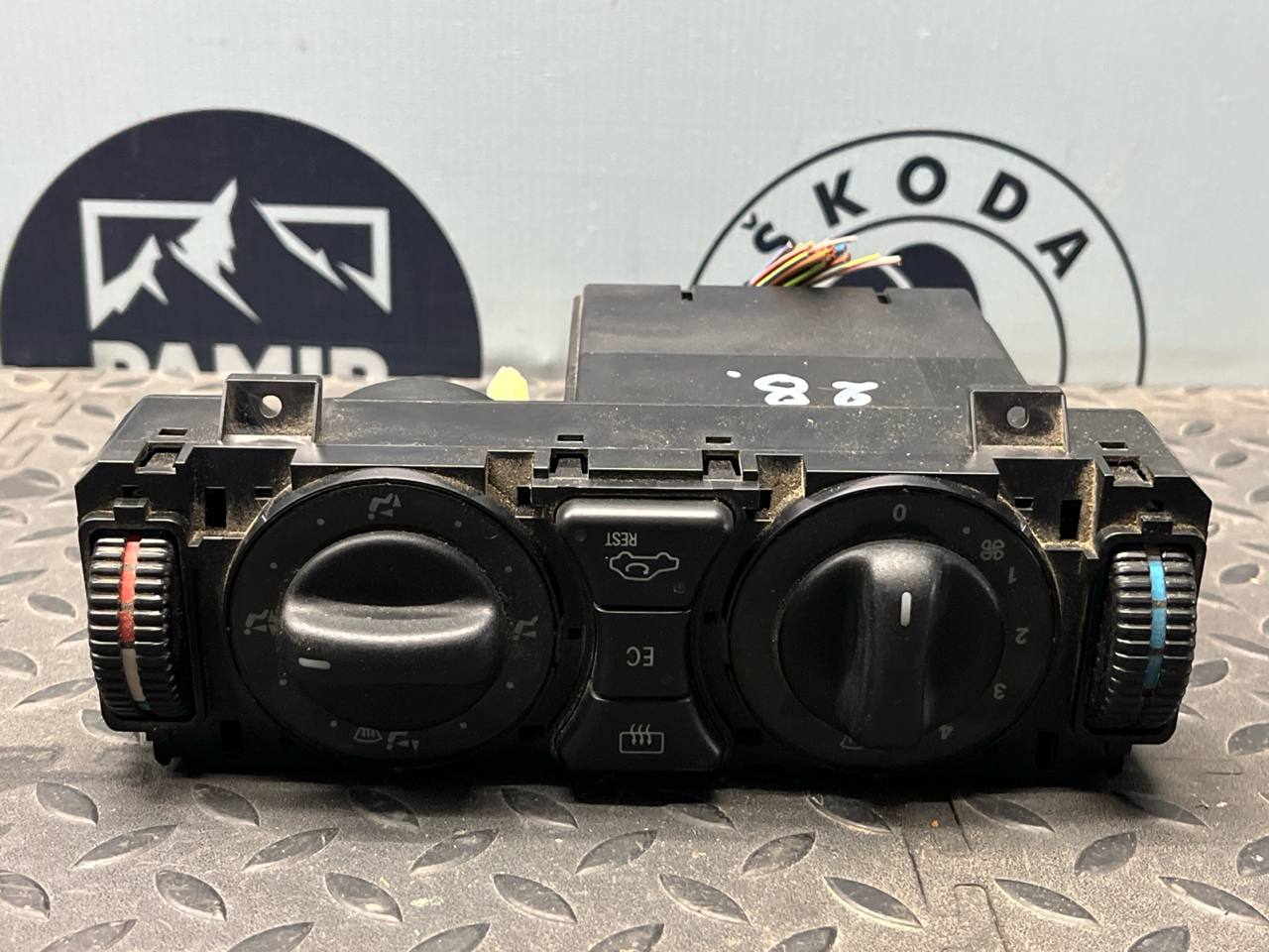 Блок управления отопителем Mercedes E/W210 1995-2003