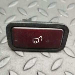 Кнопка закрывания багажника Mercedes E/W211 2002-2009