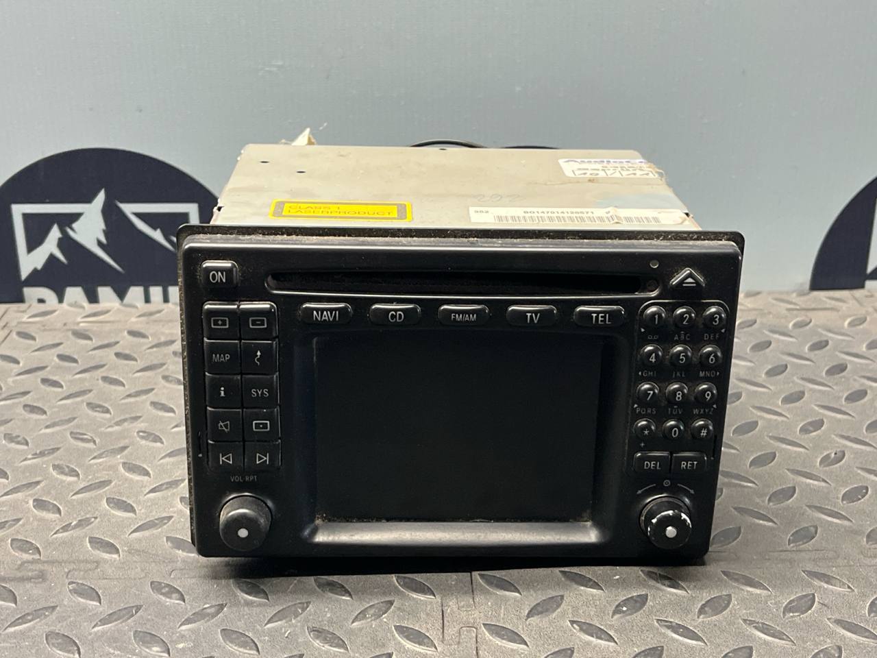 Магнитола Mercedes E/W210 1995-2003