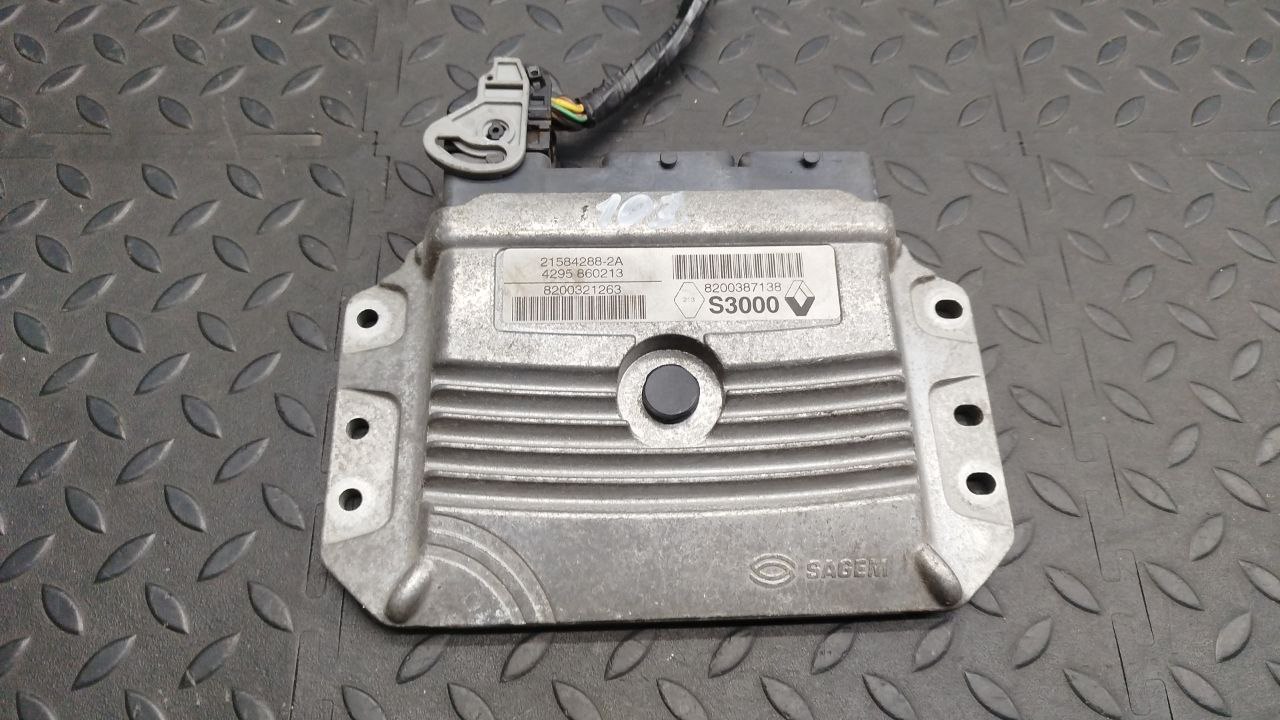 Блок управления двигателем Renault Scenic/2 2003-2009