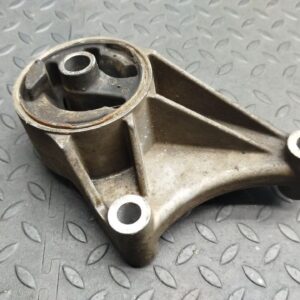 Опора двигателя Opel Astra/H 2004-2014