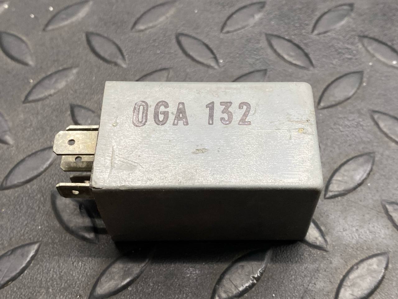 Реле обогрева стекла Ford Transit 2000-2006