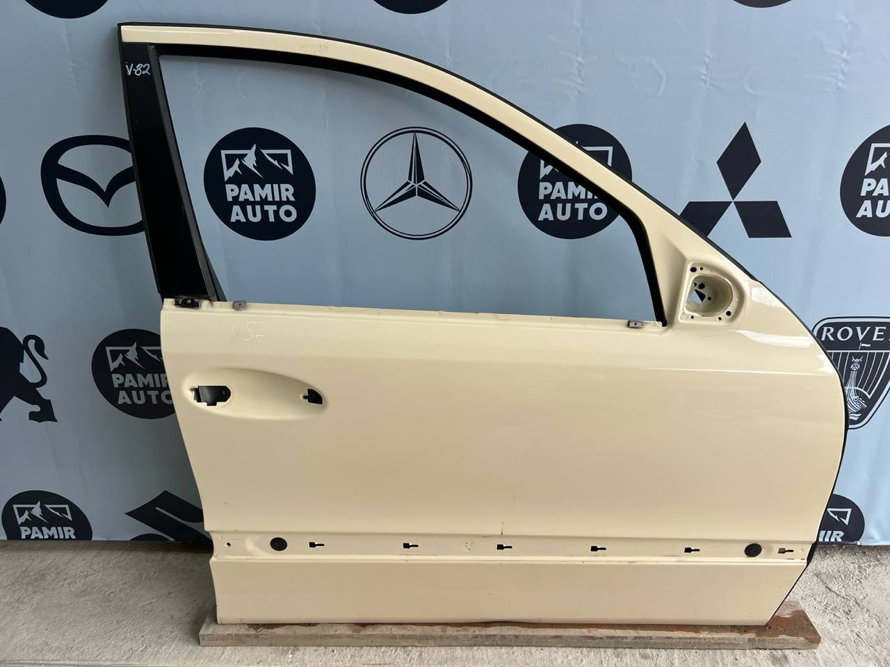Дверь передняя правая Mercedes E/W211 2002-2009