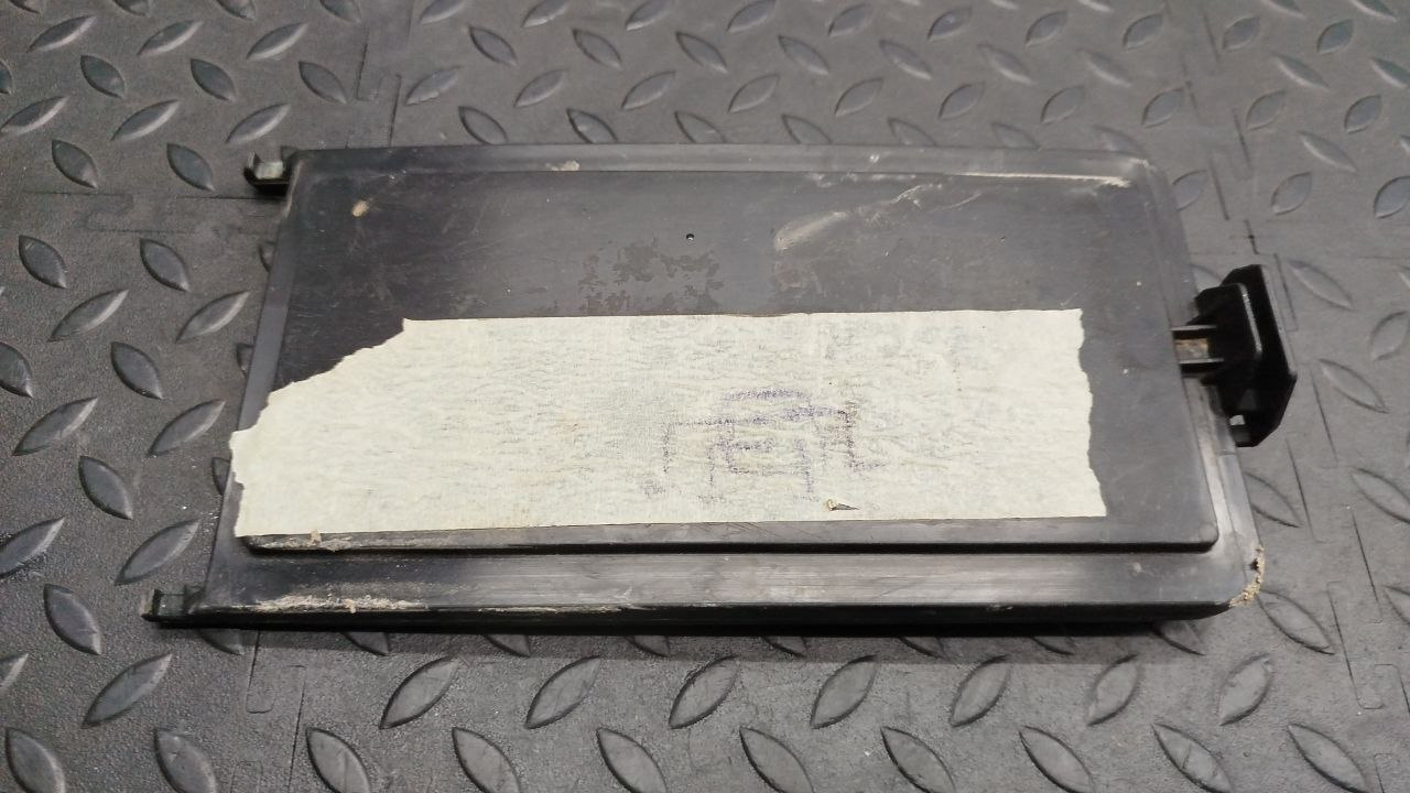 Крышка блока предохранителей Mercedes C/W202 1993-2001