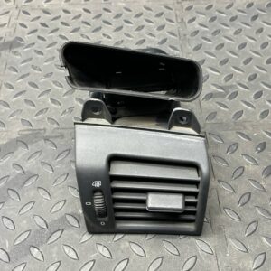 Дефлектор воздушный правый Mercedes E/W210 1995-2003